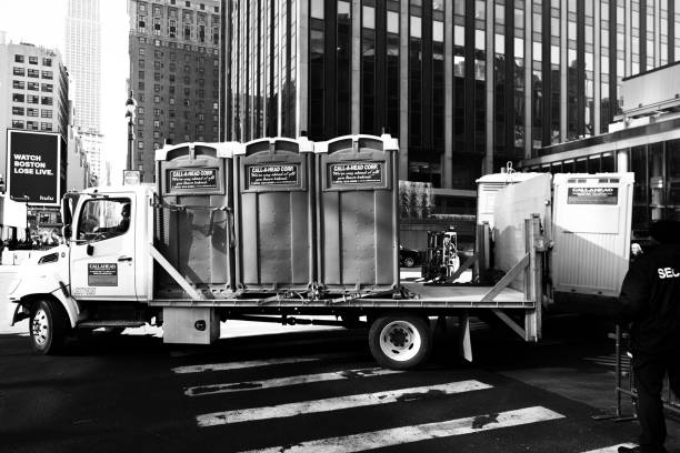 Professional porta potty rental in Highland, IL